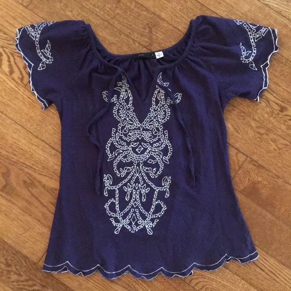 Ecote navy embroidered peasant top sz S - Picture 2 of 4